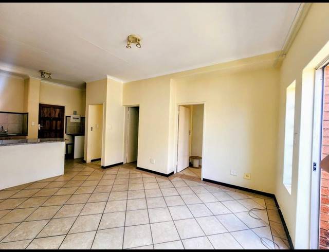 1 BEDROOM APARTMENT FOR SALE IN THE ORCHARDS